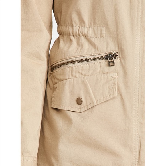 Velvet ruby jacket - Picture 7 of 8